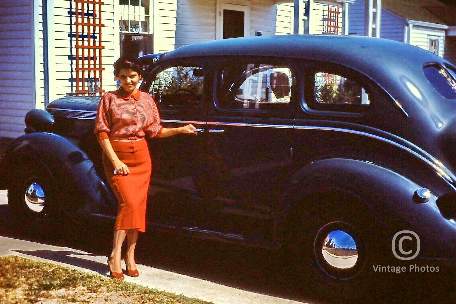 1950s Classic car in Driveway - Lady in Orange Dress