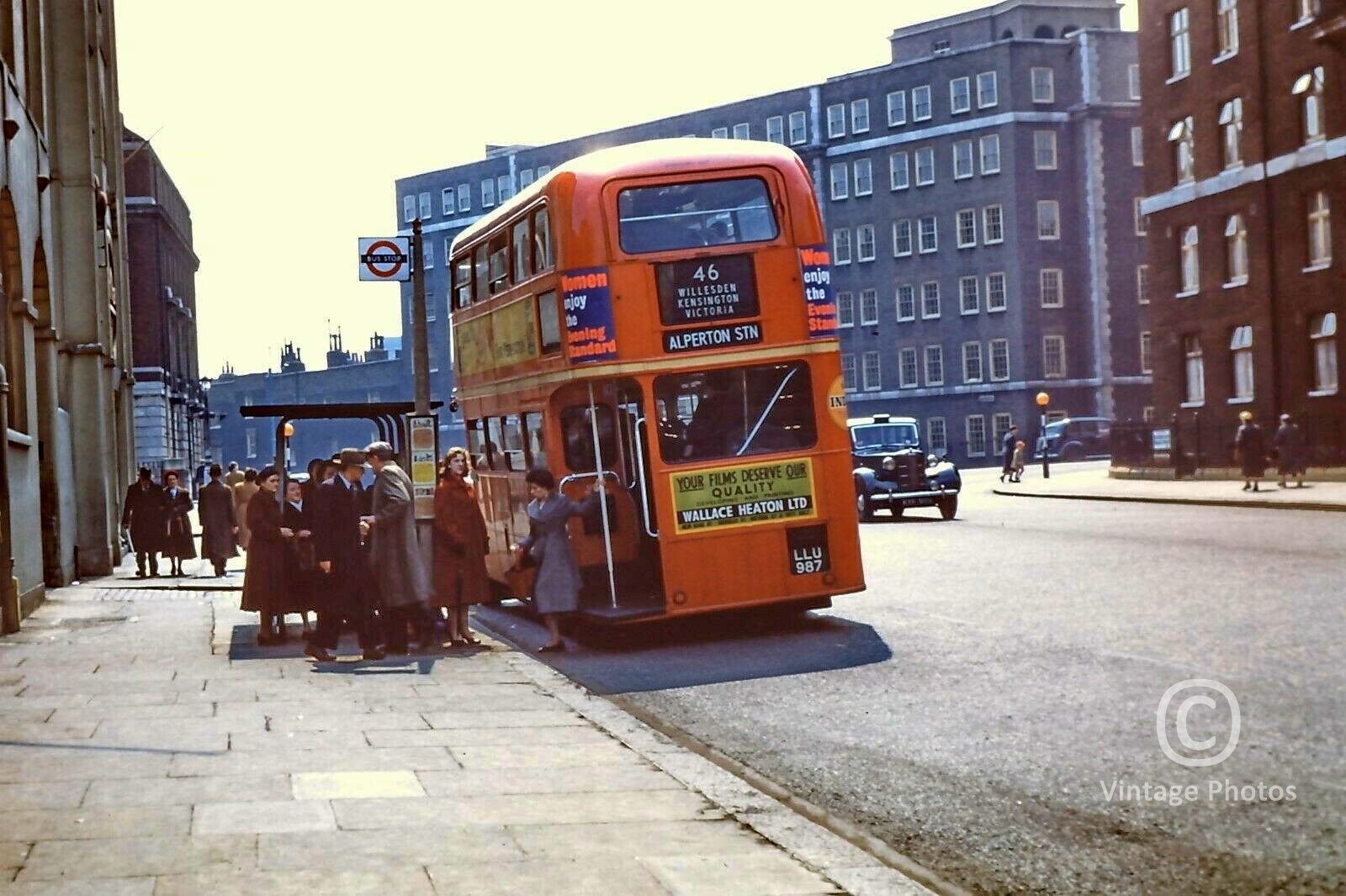 1950s London Bus, 46- Leyland PD2-3 Bus RTW497 LLU 987 - May 1955