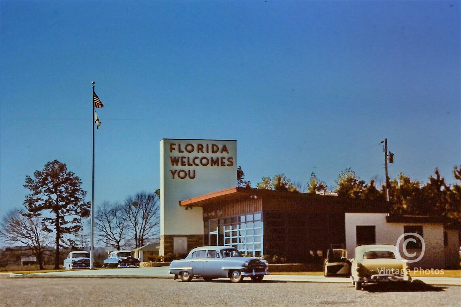 1955 Florida Welcomes You Sign & Automobiles